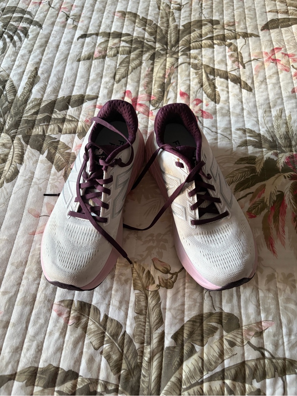 New Balance Women's White and Plum Athletic Running Shoes